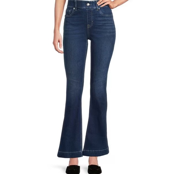 SPANXshape™ EveryWearFlare Jeans